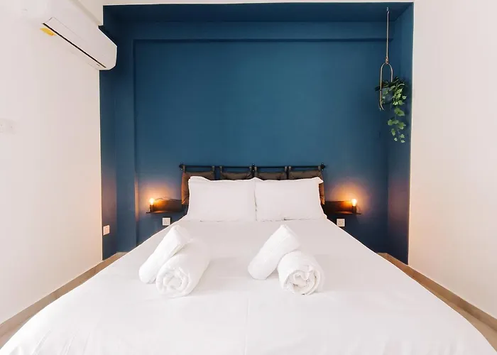 Апартаменты Shelter Next To The