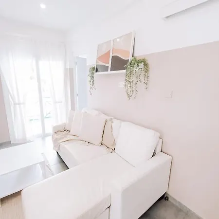 Apartamento Shelter Next To The