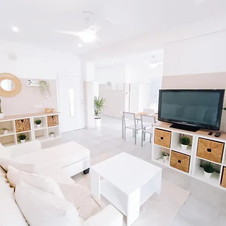 Apartamento Shelter Next To The Larnaca